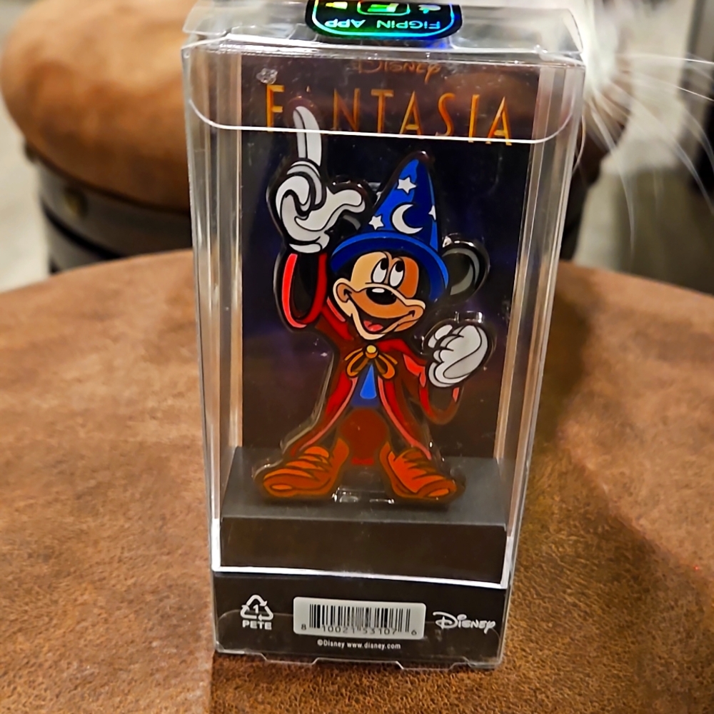 Disney Mickey Mouse FigPin